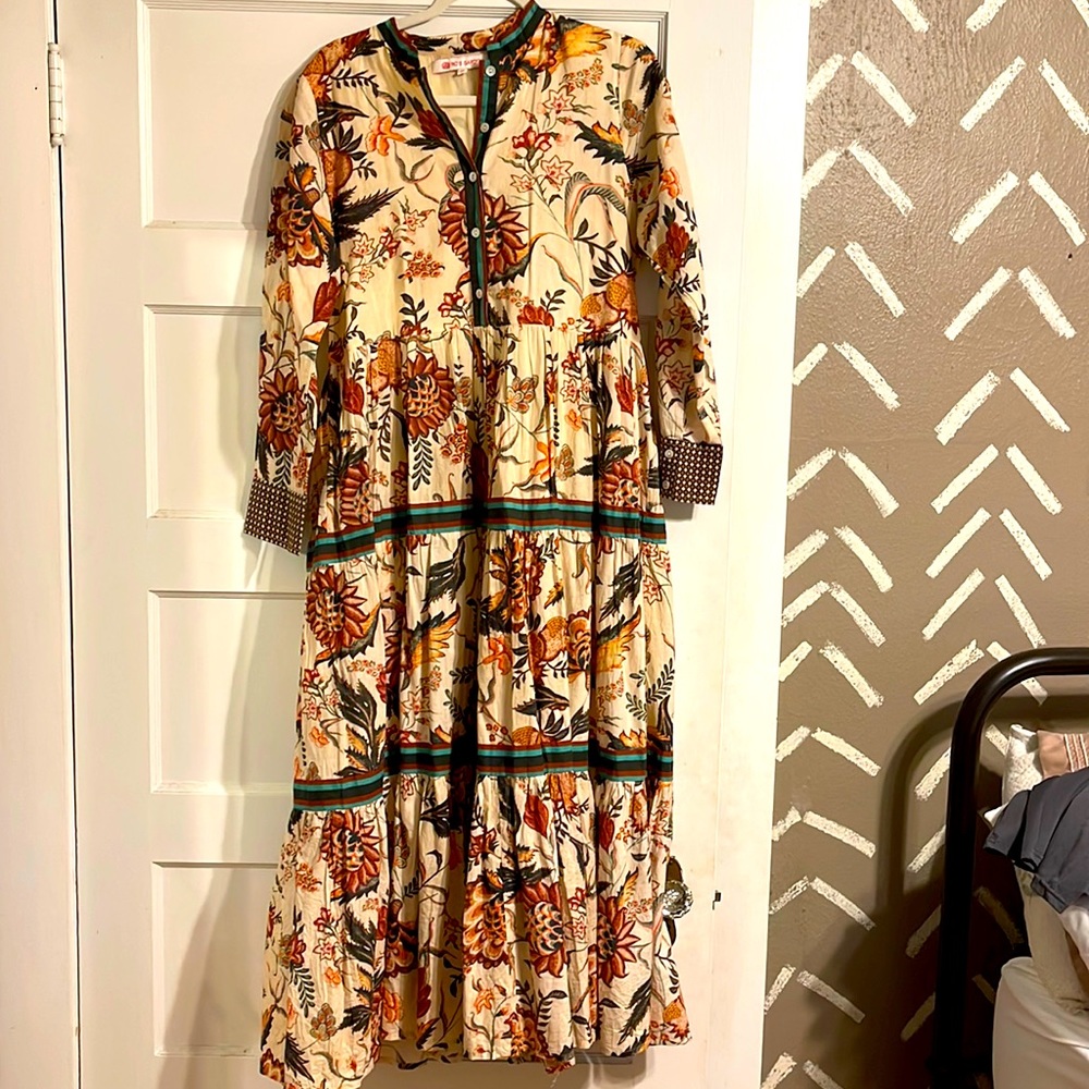 Tuckernuck Ro's Garden Exclusive Tiffany Burgundy Diwali Dress (M)